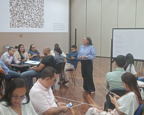 CC7AF905-8E7E-4976-B99C-C200A7F7953C